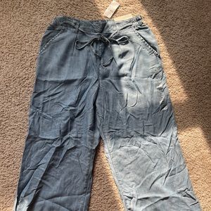 AE “High Rise-Regular” (Size 10)